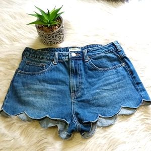 H & M denim short!